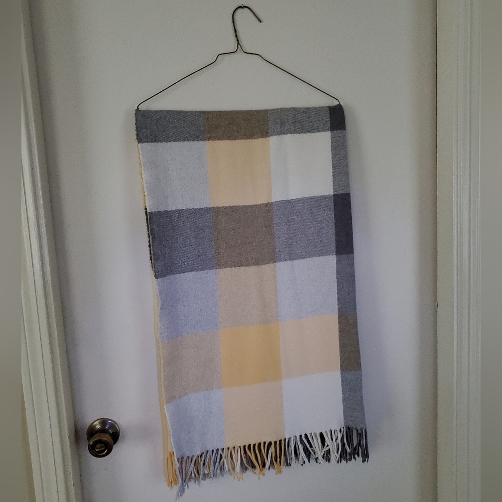TESSILECHITI Throw Shawl Blanket Luxury Home Fine Cotton Blend Super Soft 51x67"